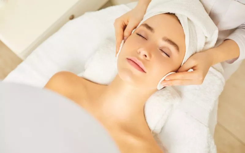  facial cleansing in summer