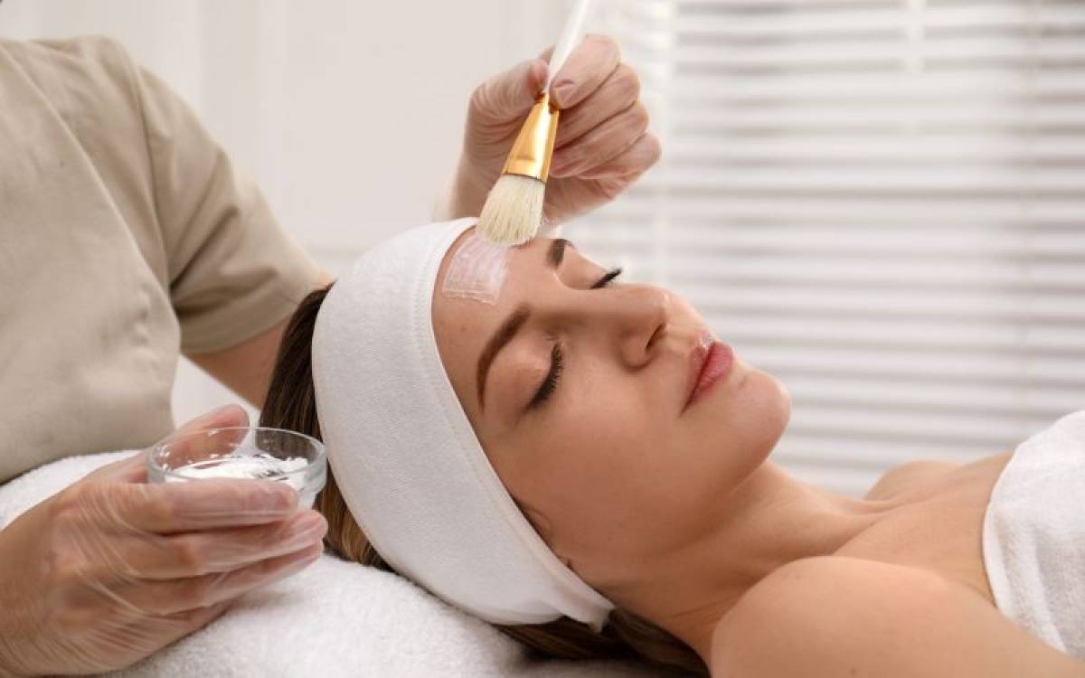 Υβριδικό Peeling: Νέα Γενιά Αναζωογόνησης